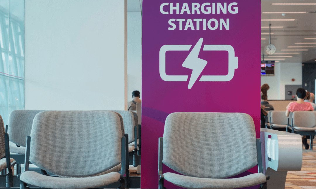 Is Hacking via a Public USB Charging Port Possible? - SecurityBase