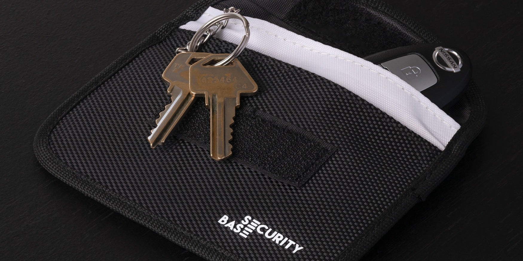 Prevent Keyless Car Theft with Signal Blocking Pouches